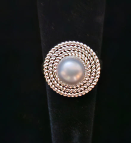 Z Artie Yellowhorse - Navajo<br>RGP3T<br>11/16" Ring<br>3 Twist<br> 8mm Pearl Lt Grey Round<br>Sterling Silver<br>Sizes: