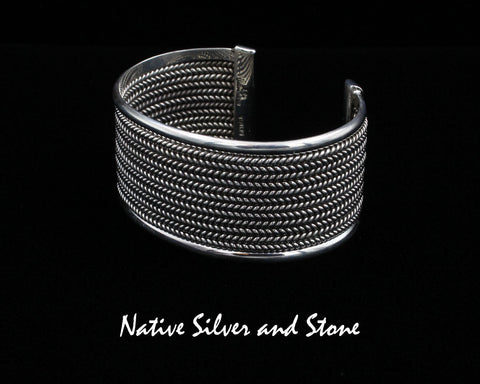 Z Artie Yellowhorse - Navajo<br>BTWAS12<br>1-1/16" Bracelet Cuff<br>12 Rows of Twists<br>Sterling Silver<br>Size 6 (Small-Medium)