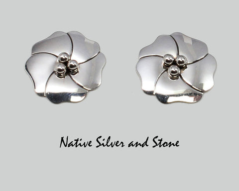 Z Artie Yellowhorse - Navajo<br>3/4" Earrings<br>Size 1  Small<br>Dogwood Blossom/Flower 2D<br>Original Design<br>Post<br>Sterling Silver