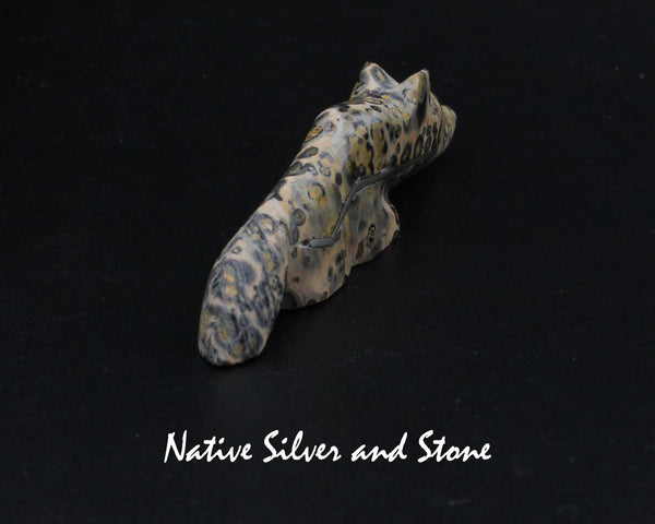 Z Bushytail-Wolf/Fox/Coyote<br>Zuni Fetish Carving<br>Kenny Chavez<br> Leopard Jasper<br>Sterling Silver