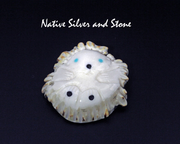 Hedgehog-2<br>Zuni Fetish Carving<br>Robert Weahkee<br>Deer Antler w Turquoise Eyes