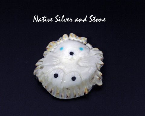 Hedgehog-2<br>Zuni Fetish Carving<br>Robert Weahkee<br>Deer Antler w Turquoise Eyes