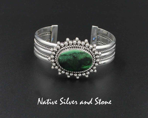 Z Artie Yellowhorse - Navajo <br>5/8" Twist & Rail Cuff<br>16mm x 23mm Green Garnet Horizontal Oval<br> Twist & Burst Beads<br>Sterling Silver<br>Size 6 (Small)