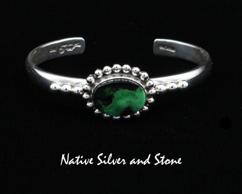 Artie Yellowhorse - Navajo<br>BCGGSB<br>1/4"  Bracelet Cuff<br>16mm x 12mm Green Garnet<br>Horizontal Oval<br>Single Bead<br>w 3 Bead Flanks<br>Sterling Silver<br>Size 6-1/16 (Medium-Small)
