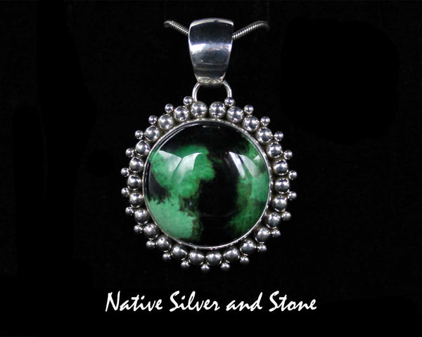 Z Artie Yellowhorse - Navajo<br>PGGBB<br>1-1/2" Pendant<br>27mm Green Garnet Round<br>Burst Beads/Scatterdot<br>Sterling Silver