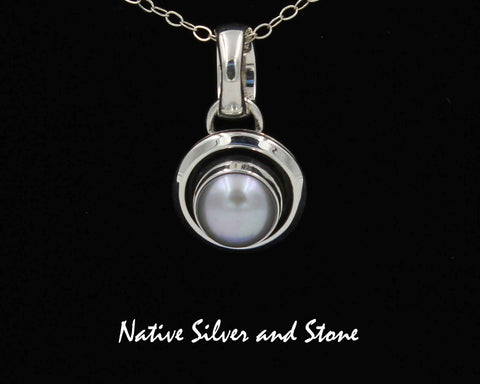 Z Artie Yellowhorse - Navajo<br>Pendant 1/2"<br>8mm Grey Pearl<br>Small Domed Shadowbox<br>Sterling Silver