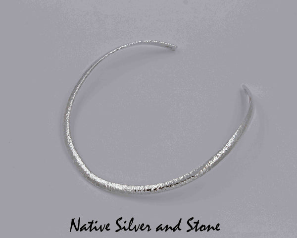 Z Artie Yellowhorse - Navajo<br>1/4" Omega Collar Necklace<br>Hammered<br>Sterling Silver