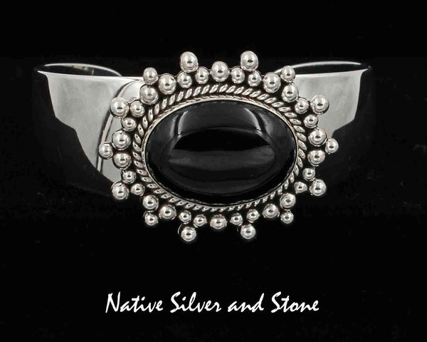 Z  Artie Yellowhorse - Navajo<br>Bracelet - Cuff<br>18mm x 25mm Onyx Horizontal Oval <br>Twist and Burst Beads<br>Sterling Silver<br>Size 6-5/16" (Small-Medium)
