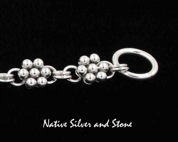 Z Artie Yellowhorse - Navajo<br>Link Bracelet<br>9 Clusters of 7 All-Silver Beads<br>Sterling Silver