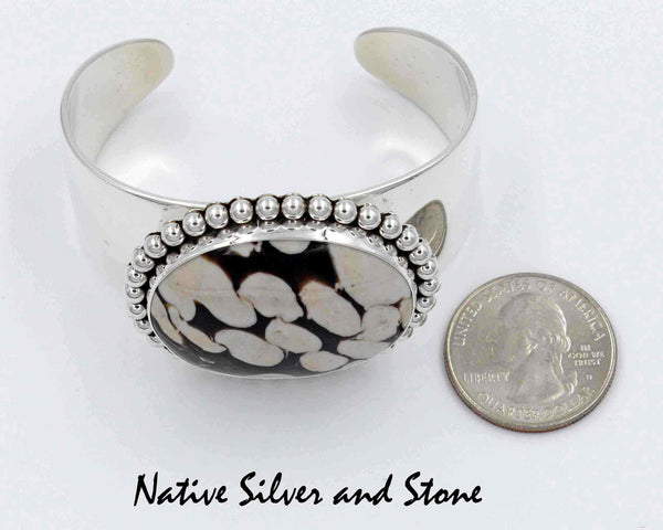 Z Artie Yellowhorse - Navajo<br>1-1/16 Bracelet Cuff <br>Peanut Wood<br>Single Bead<br> Sterling Silver<br> Size 6-5/32 (adjustable)