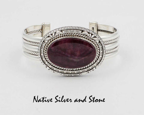 Z Artie Yellowhorse - Navajo<br>5/8" Bracelet Cuff<br>Purple Spiny Oyster<br>Single Twist Double Sawcut w Pinches<br>Sterling Silver<br>Size 6-1/2