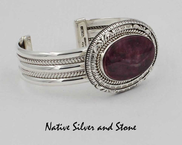 Z Artie Yellowhorse - Navajo<br>5/8" Bracelet Cuff<br>Purple Spiny Oyster<br>Single Twist Double Sawcut w Pinches<br>Sterling Silver<br>Size 6-1/2
