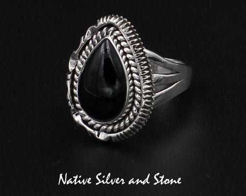 Z Artie Yellowhorse - Navajo<br>7/8" Ring - Teardrop<br>15mm x 10mm Onyx<br>Twist Wire & Sawcut with Pinches<br> Sterling Silver<br>Size 7