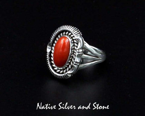 Z Artie Yellowhorse - Navajo<br>13/16" Ring<br>Small Oval<br>Oxblood Coral<br>Single Twist & Sawcut with Pinch<br>Size 7