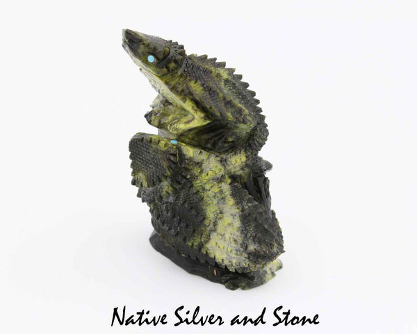 Z Horned Toads (Two Stacked)<br>Zuni Fetish Carving<br>Ben Kaamasee<br>Serpentine w Turquoise Accents