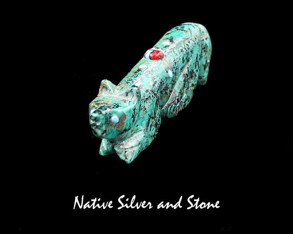 Z Bushytail (Wolf, Coyote, Fox)<br>Zuni Fetish Carving<br>Danette Laate<br>Azurite-Chysocolla<br>Medium-Small