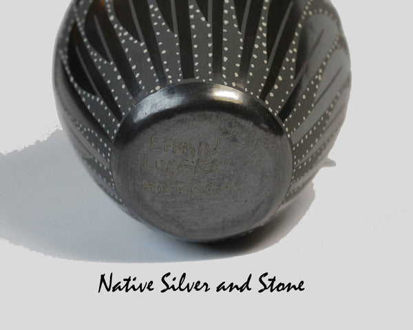 Z  Efrain Lucero Andrew<br>Mata Ortiz/Casa Grandes<br>Pottery-Handmade<br>Vase - Black w Gray<br>