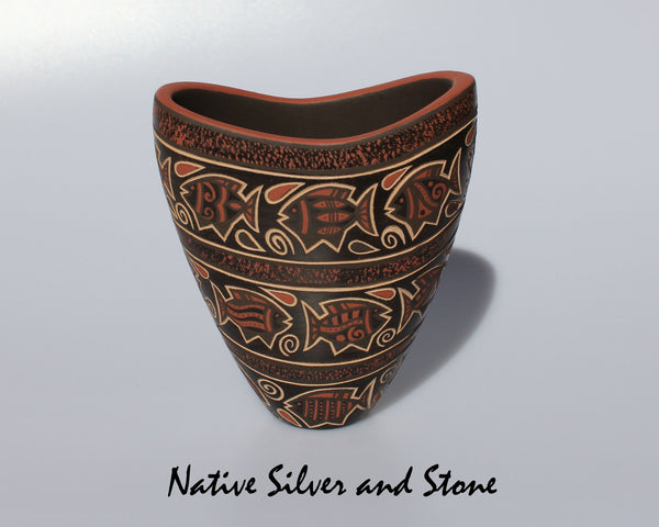Glendora (Daubs) Fragua<br>Handmade Jemez Scraffito Pueblo Vase<br>Fish