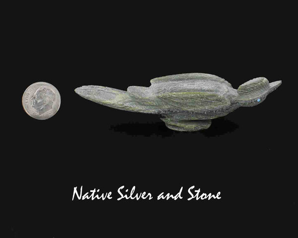 Bird<br>Roadrunner<br>Zuni Fetish Carving<br>Karen Zunie<br>Serpentine