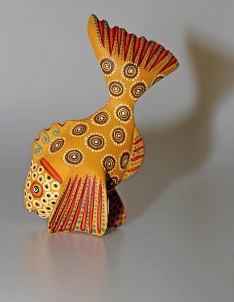 Z Standing Fish - Oaxacan Alebrijes<br>Jacobo & Maria Angeles<br>Painted Wood Carving