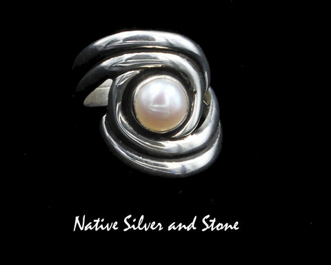 Native American Jewelry<br>7/8" Ring<br>White/Champagne Pearl<br>Swirls-Sterling Silver<br>Size 8-1/2 & 9