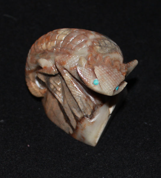 Z Horned Toad - Zuni Fetish Carving<br>Hudson Sandy<br>Picasso Marble w Turquoise Eyes