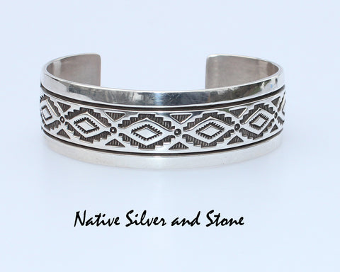 Z Troy Laner - Navajo<br>7/8" Bracelet (Cuff)<br>Overlay & Oxidized Sterling<br>"Rug" Design<br>Size 7-1/8