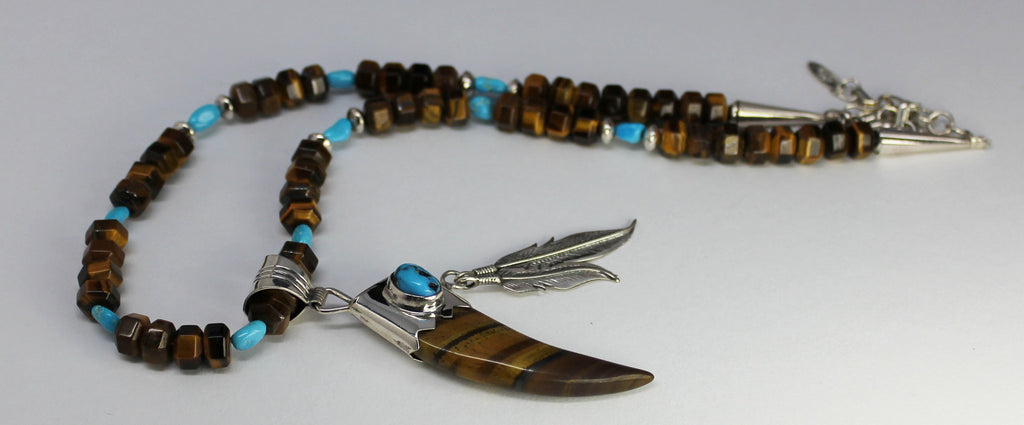 Z Running Bear Shop -NavajoNecklace with PendantTiger Eye &amp